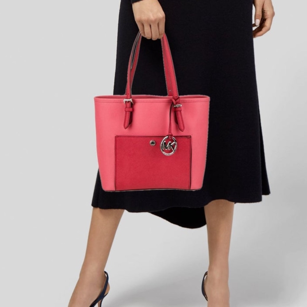 MICHAEL KORS JET SET SAFFIANO LEATHER MEDIUM TOTE BAG PURSE CORAL/PINK SILVER